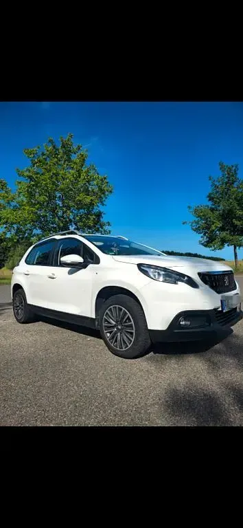 Gebraucht Peugeot 2008 Active 83 PS (61 kW) 2019 Weiß SUV