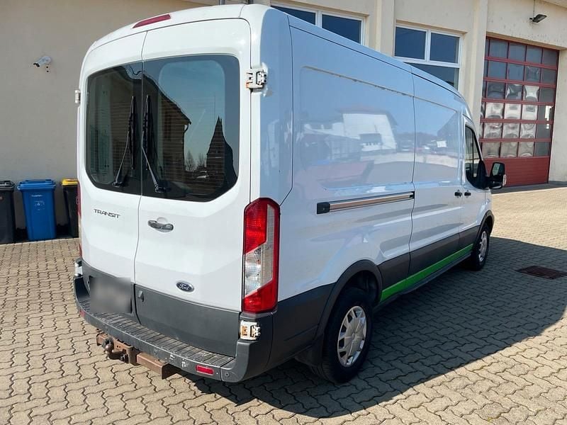 Gebraucht Ford Transit 170 PS (125 kW) 2017 Weiß Limousine
