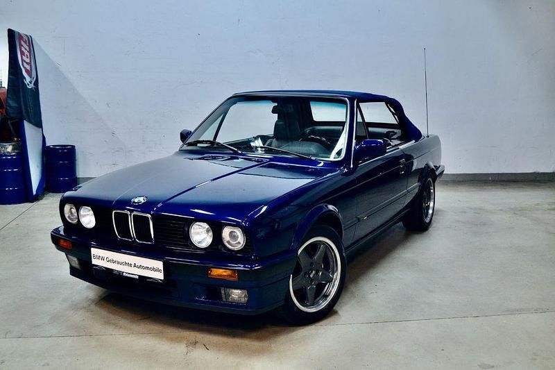Gebraucht BMW 325 Cabriolet Performance 170 PS (125 kW) 1991 Blau Cabrio