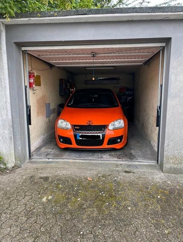 Orange Gebraucht 2005 VW Golf IV Sportline Kleinwagen | 7.500 € - Bild 1/4