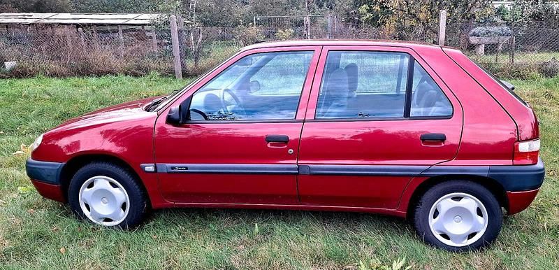 Rot Gebraucht 2000 Citroën Saxo Kleinwagen | 1.600 € (Fairer Preis) - Bild 1/4