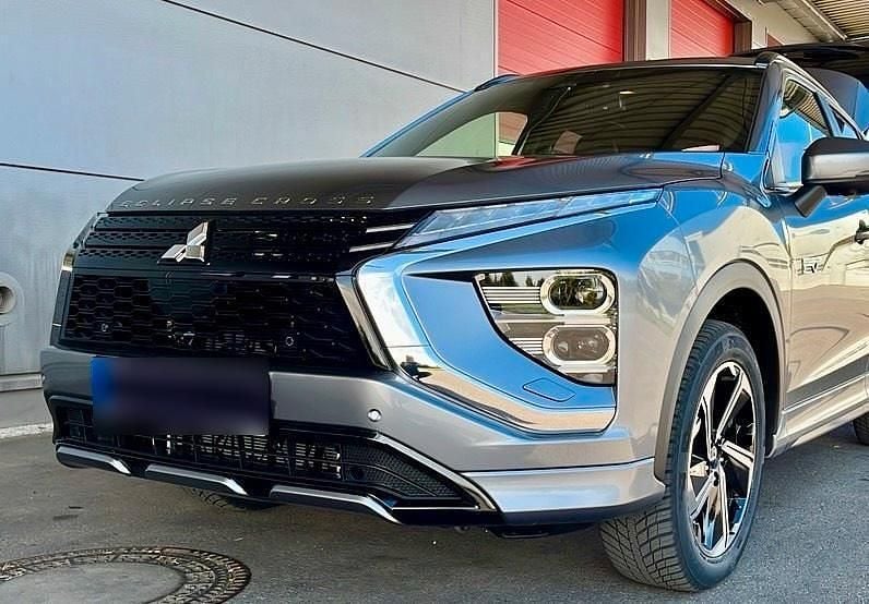 Second-hand Mitsubishi Eclipse Cross 188 CP (138 kW) 2022 Gri SUV