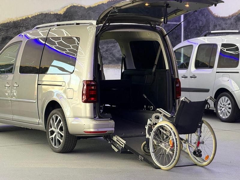 Gebraucht VW Caddy Highline 131 PS (96 kW) 2017 Grau Van / Kleinbus