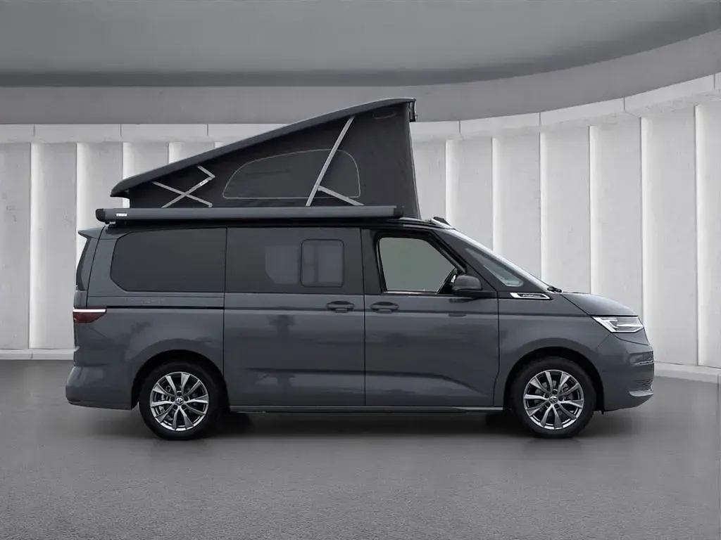 Gebraucht VW T7 California 150 PS (110 kW) 2025 Grau Van