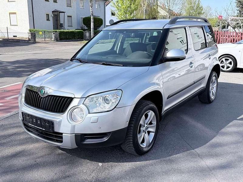 Gebraucht Skoda Yeti Plus Edition 140 PS (102 kW) 2013 Brilliantsilber metallic SUV