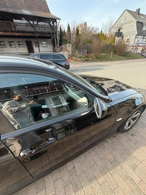 Gebraucht BMW 320 170 PS (125 kW) 2011 Schwarz Kombi