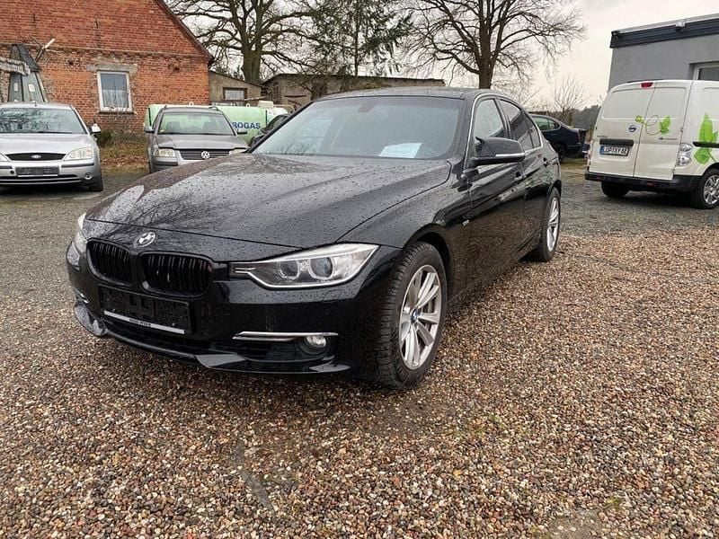 Gebraucht BMW 328 Luxury Line 245 PS (180 kW) 2014 Schwarz Limousine