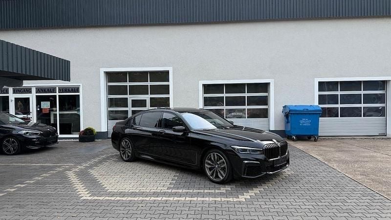 Gebraucht BMW M760 Sport Line 585 PS (430 kW) 2019 Limousine