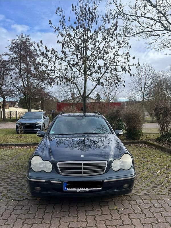 Gebraucht Mercedes C200 163 PS (119 kW) 2004 Schwarz Kombi