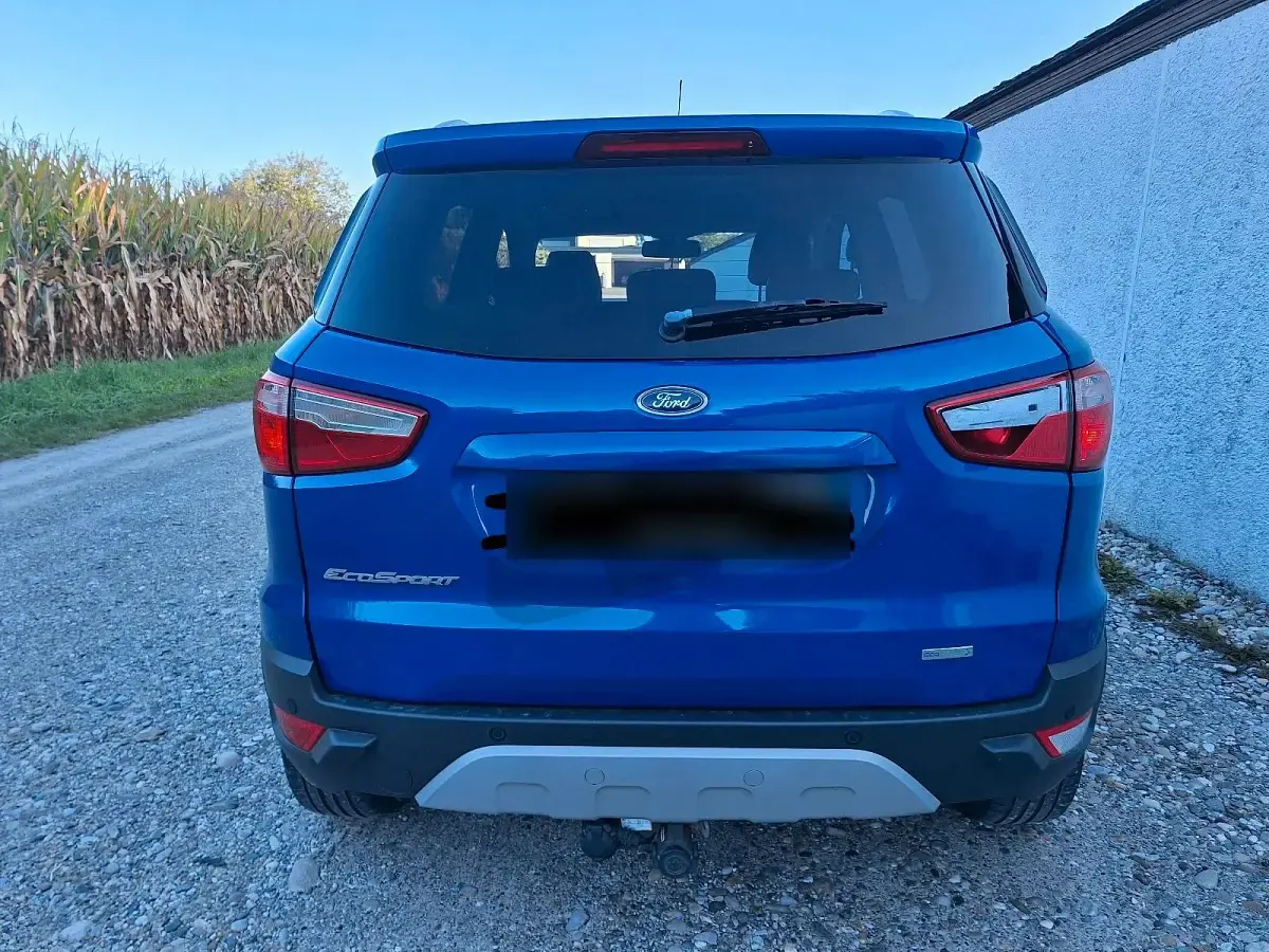 Usado Ford Focus Sport 125 CV (91 kW) 2017 Azul SUV
