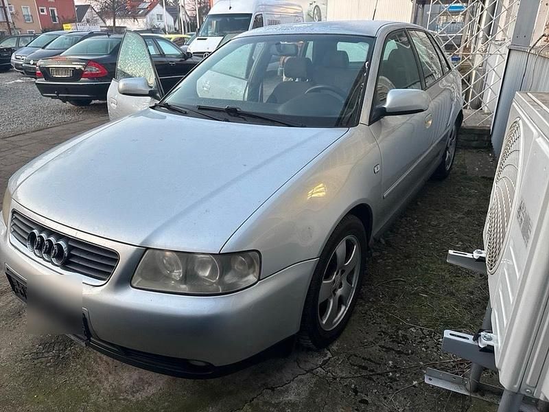 Silber Gebraucht 2003 Audi A3 Coupé | 600 € (Superpreis) - Bild 1/4