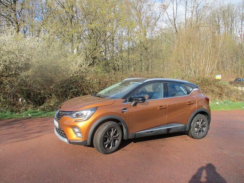 Gebraucht Renault Captur Intens 131 PS (96 kW) 2019 Orange SUV