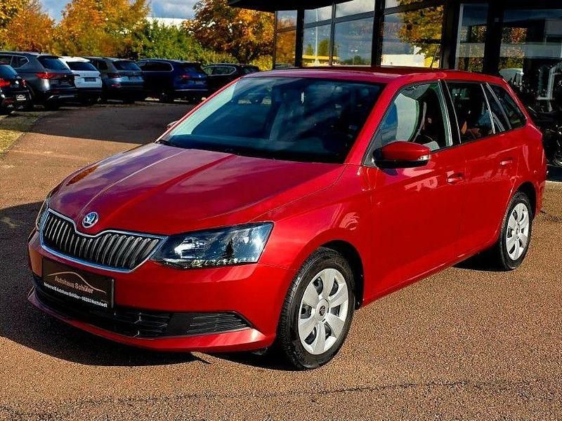 Gebraucht Skoda Fabia Ambition 90 PS (66 kW) 2015 Rot Kleinwagen