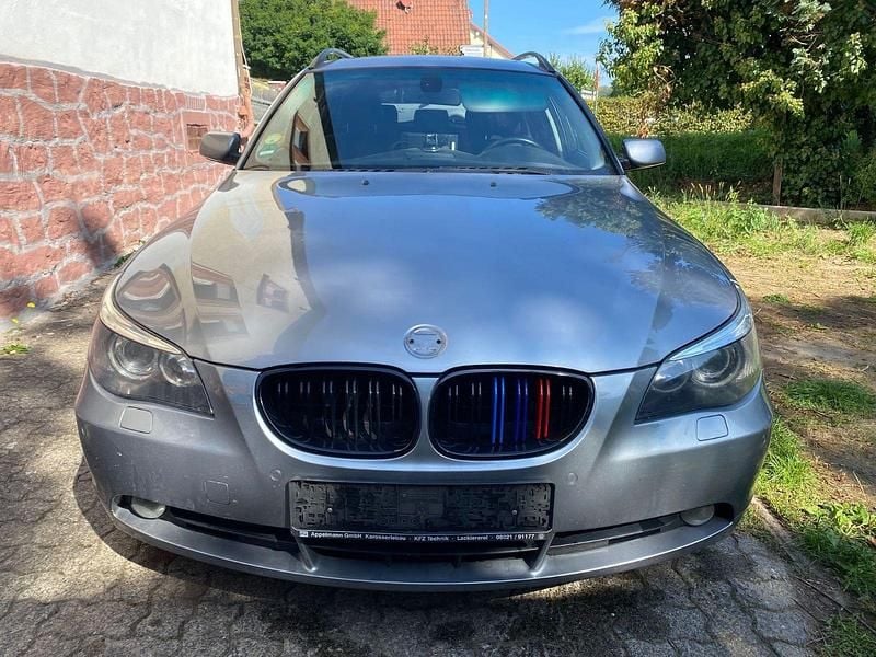 Grau Gebraucht 2004 BMW 525 Kombi | 2.000 € (Guter Preis) - Bild 1/4