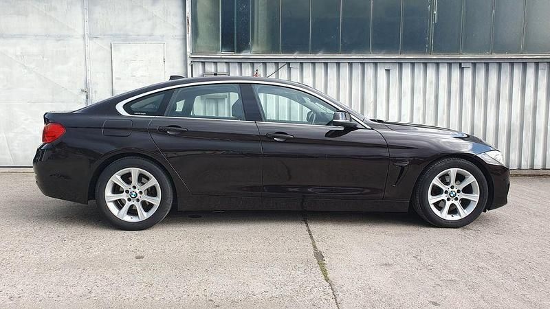 Gebraucht BMW 418 Advantage 136 PS (100 kW) 2015 Braun Coupé