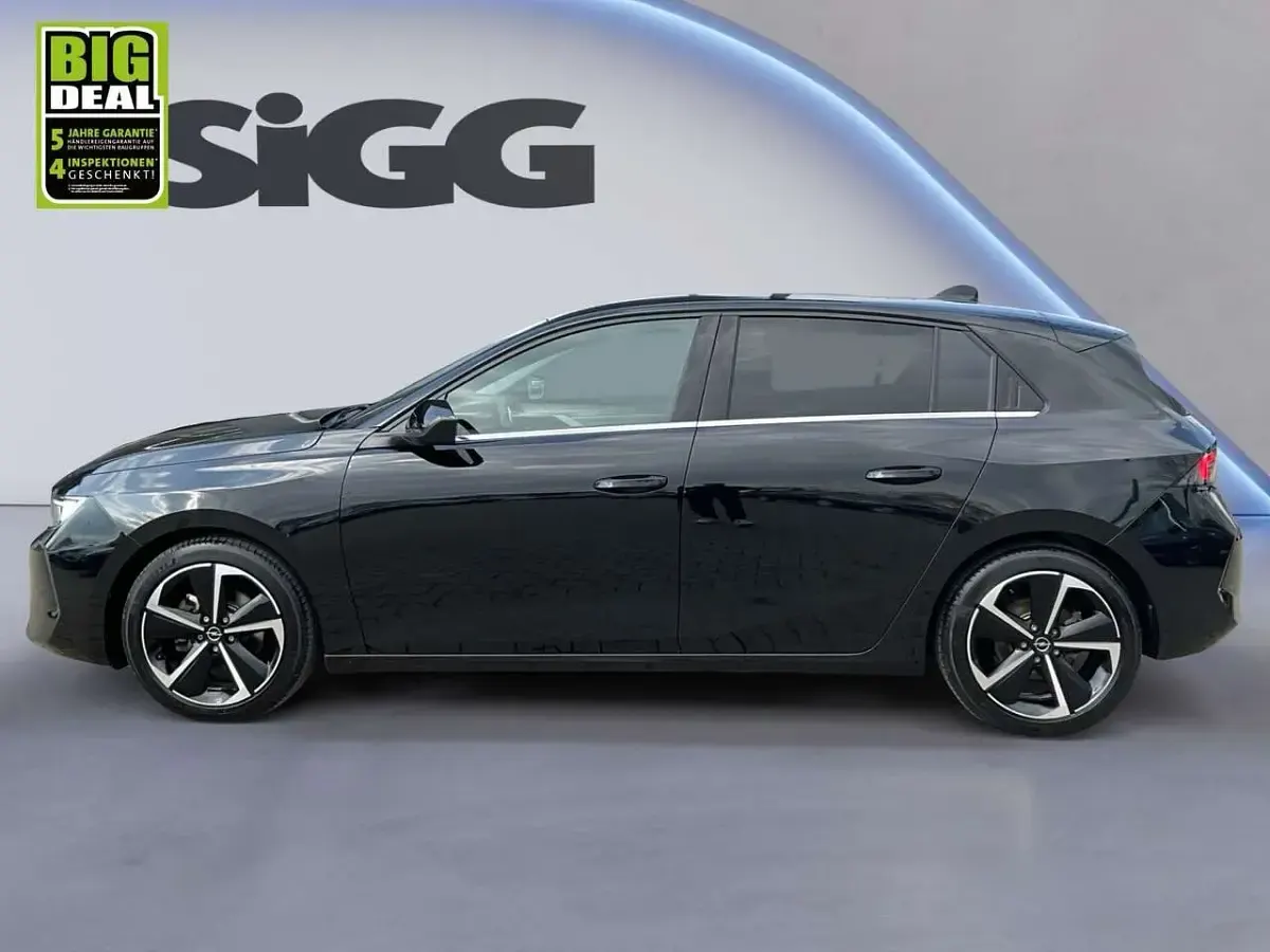 Usata Opel Astra Elegance 131 CV (96 kW) 2023 Nero Berlina