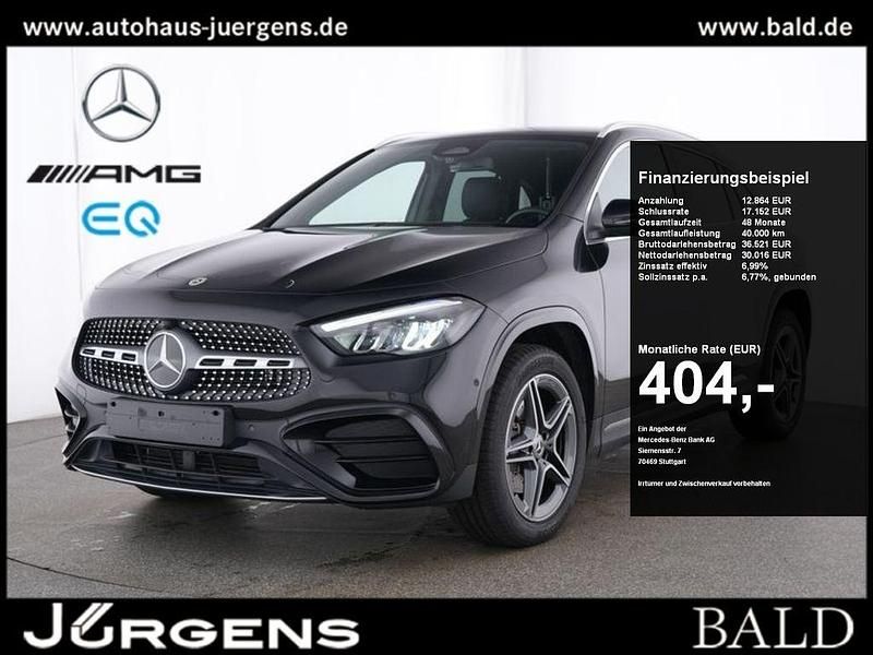 Schwarz kosmosschwarz metallic Gebraucht 2024 Mercedes GLA250 AMG SUV | 42.880 € (Fairer Preis) - Bild 1/4