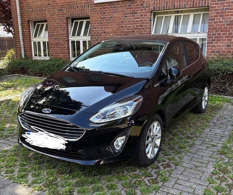 Schwarz Gebraucht 2020 Ford Fiesta Titanium Kleinwagen | 10.500 € (Guter Preis) - Bild 1/4