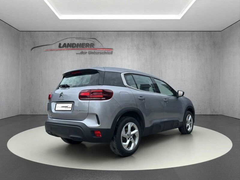 Grau Gebraucht 2024 Citroën C5 Aircross PureTech SUV | 25.285 € (Etwas zu teuer) - Bild 1/4