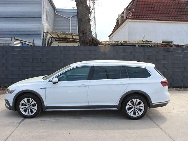 Gebraucht VW Passat Alltrack 200 PS (147 kW) 2023 Weiß Kombi