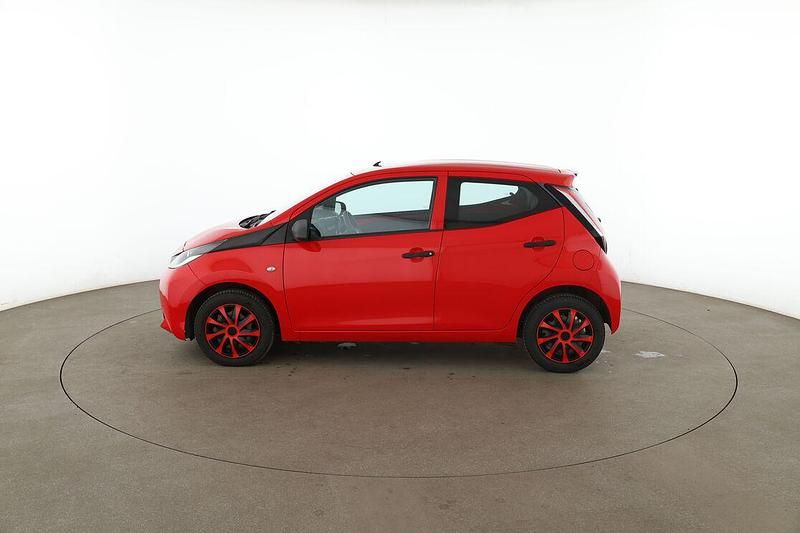 Gebraucht Toyota Aygo 69 PS (50 kW) 2016 Rot Kleinwagen