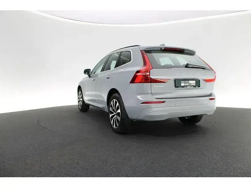 Gebraucht Volvo XC60 Core 197 PS (144 kW) 2024 Grau SUV
