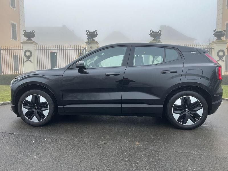 Gebraucht Volvo EX30 Core 200 kW (272 PS) 2024 Schwarz SUV