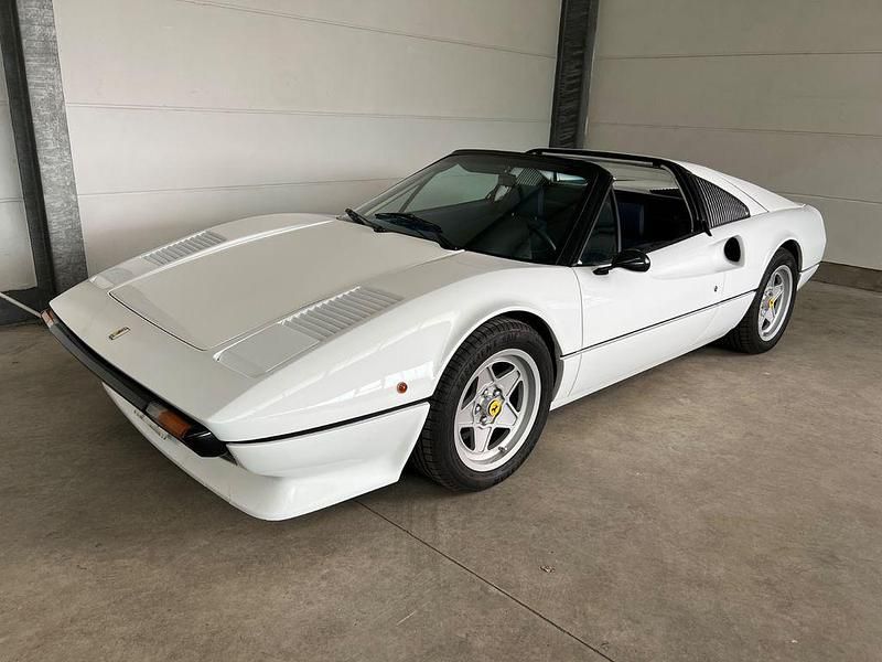 Weiß Gebraucht 1980 Ferrari 308 Cabrio | 97.500 € - Bild 1/4