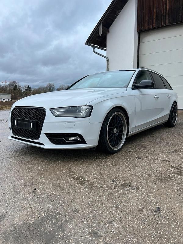 Gebraucht Audi A4 150 PS (110 kW) 2015 Kombi