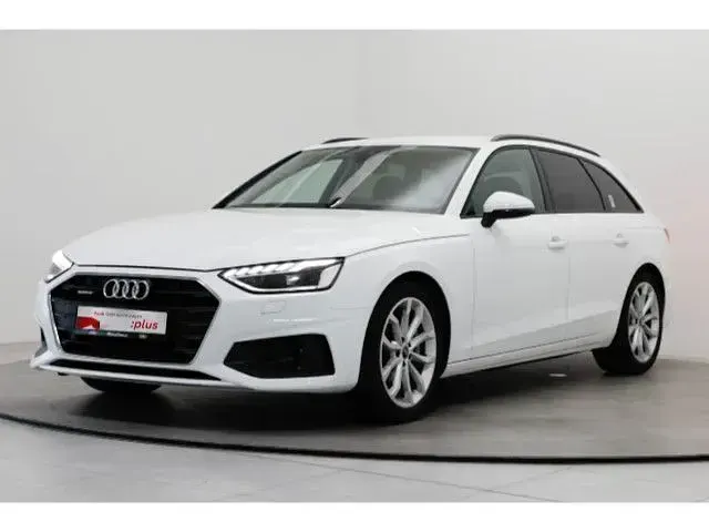 Gebraucht Audi A4 Sport 204 PS (150 kW) 2023 Ibisweiß Kombi