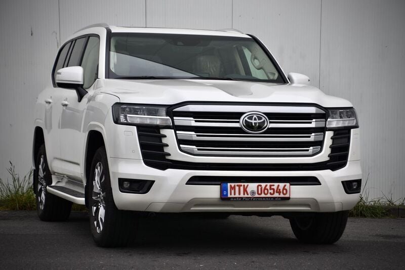 Weiß Gebraucht 2022 Toyota Land Cruiser SUV | 145.900 € (Superpreis) - Bild 1/4