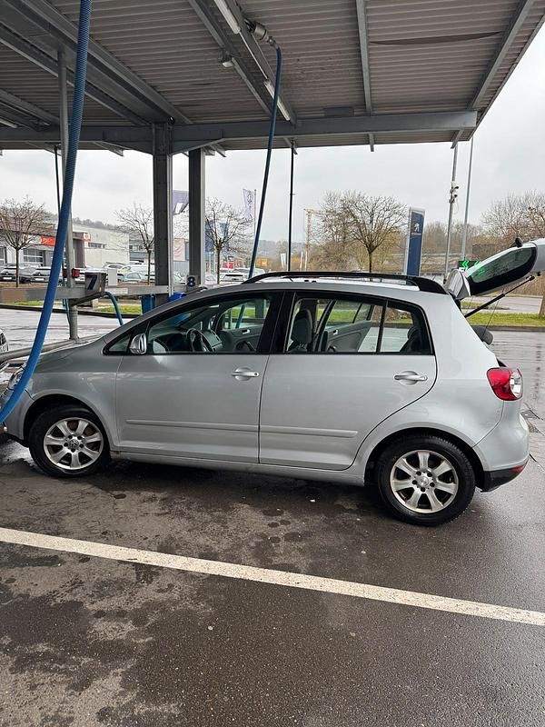 Gebraucht VW Golf V Trendline 85 PS (62 kW) 2008 Silber Kombi