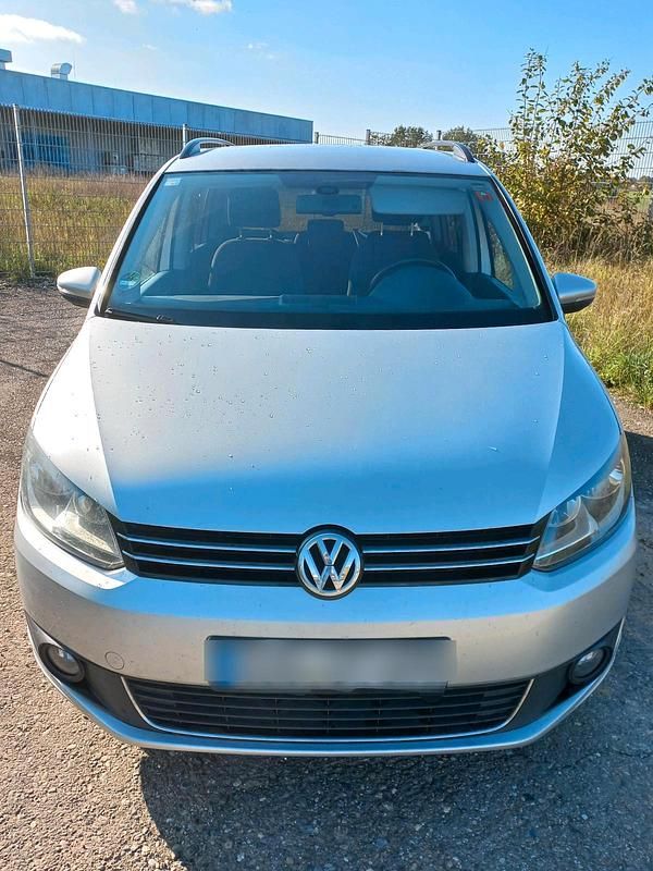 Silber Gebraucht 2013 VW Touran Van / Kleinbus | 7.500 € (Fairer Preis) - Bild 1/4