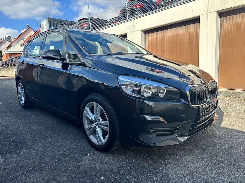 Gebraucht BMW 216 Active Tourer 116 PS (85 kW) 2018 Schwarz Van / Kleinbus