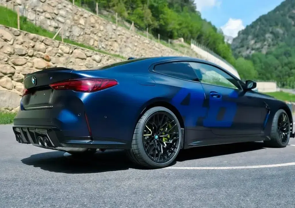 Neu BMW M4 Performance 551 PS (405 kW) 2026 Blau