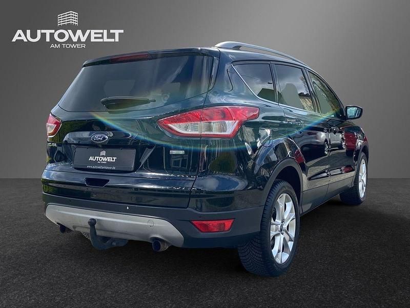 Gebraucht Ford Kuga Titanium 150 PS (110 kW) 2015 Schwarz SUV
