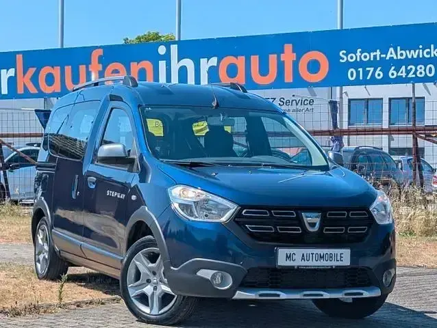 Gebraucht Dacia Dokker Stepway 95 PS (69 kW) 2019 Blau Van / Kleinbus