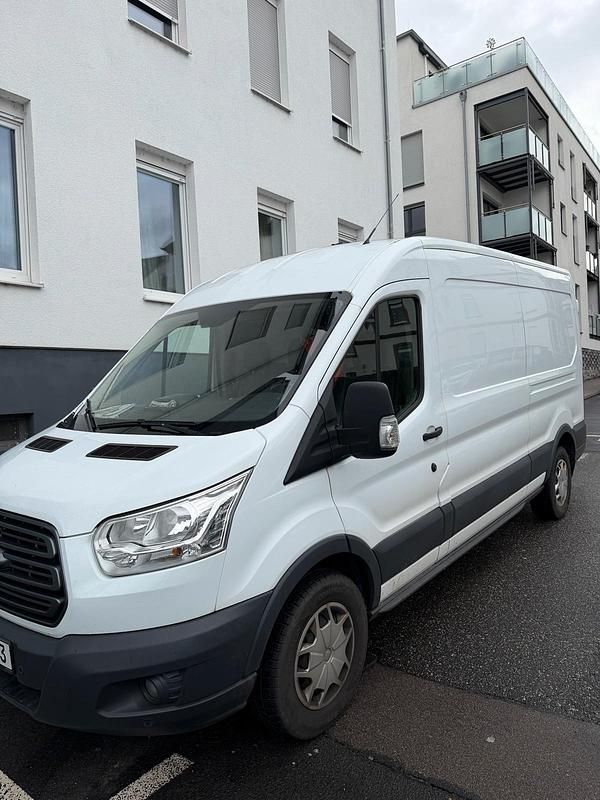 Gebraucht Ford Transit 130 PS (95 kW) 2019 Weiß Van / Kleinbus