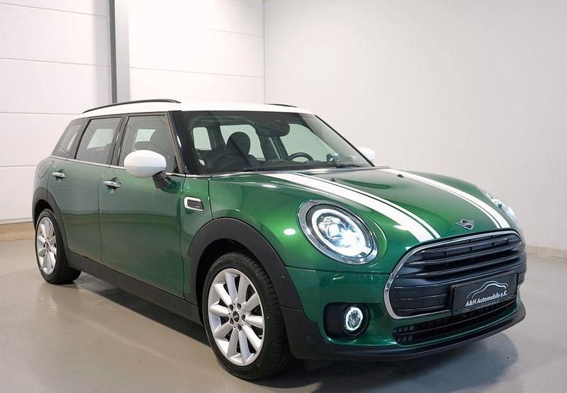 Grün Gebraucht 2021 Mini Cooper D Clubman Kombi | 20.900 € (Fairer Preis) - Bild 1/4
