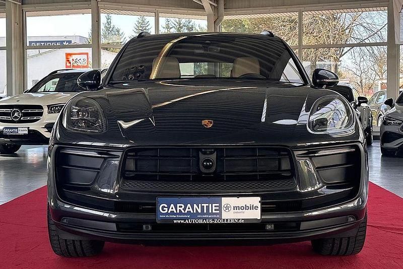 Gebraucht Porsche Macan 265 PS (194 kW) 2023 Vulkangraumetallic SUV
