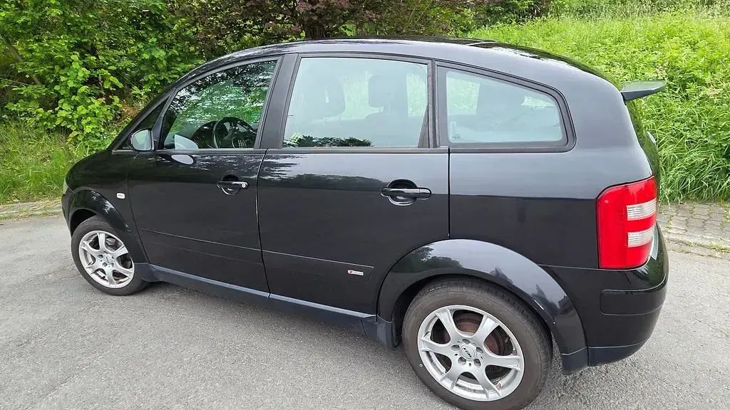 Gebraucht Audi A2 S-Line 75 PS (55 kW) 2002 Schwarz Kleinwagen