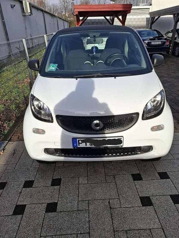 Gebraucht Smart ForTwo Coupé 61 PS (44 kW) 2017 Weiß Coupé