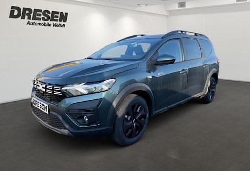 Gruen Gebraucht 2025 Dacia Jogger Expression Van / Kleinbus | 21.990 € (Fairer Preis) - Bild 1/4