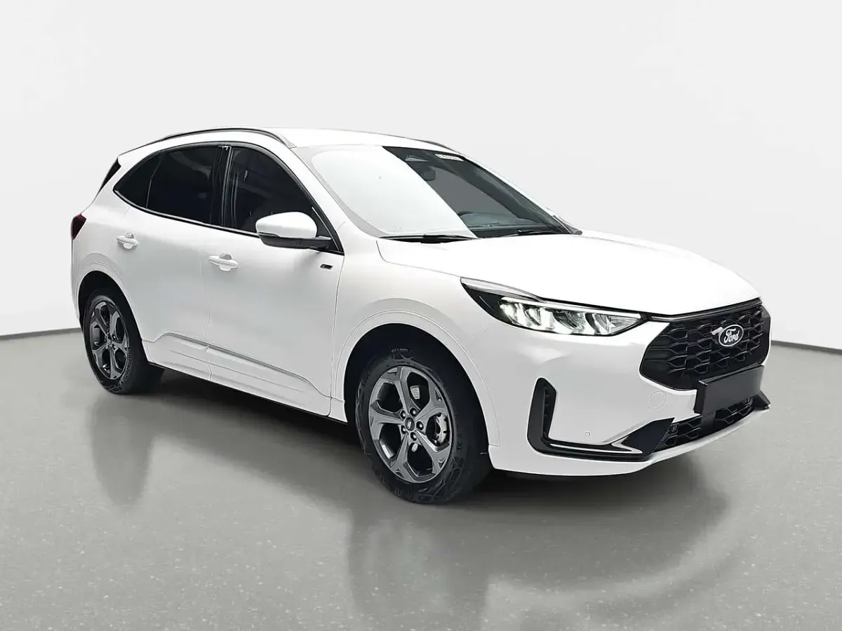 Gebraucht Ford Kuga ST-Line 186 PS (136 kW) 2025 Frozen white SUV