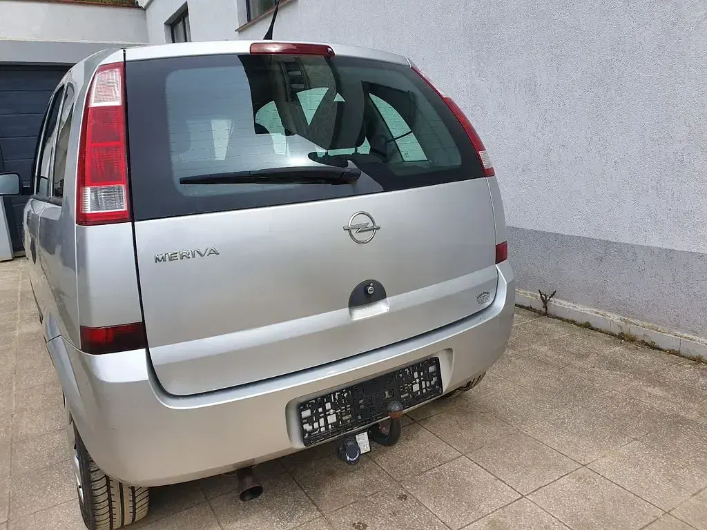 Gebraucht Opel Meriva Enjoy 125 PS (91 kW) 2003 Silber Van / Kleinbus