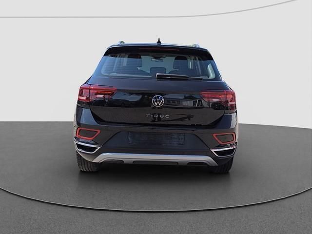 Deep black Gebraucht 2024 VW T-Roc Style SUV | 30.240 € (Fairer Preis) - Bild 1/2