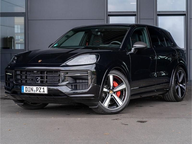 Schwarz Gebraucht 2025 Porsche Cayenne GTS SUV | 143.900 € (Guter Preis) - Bild 1/4
