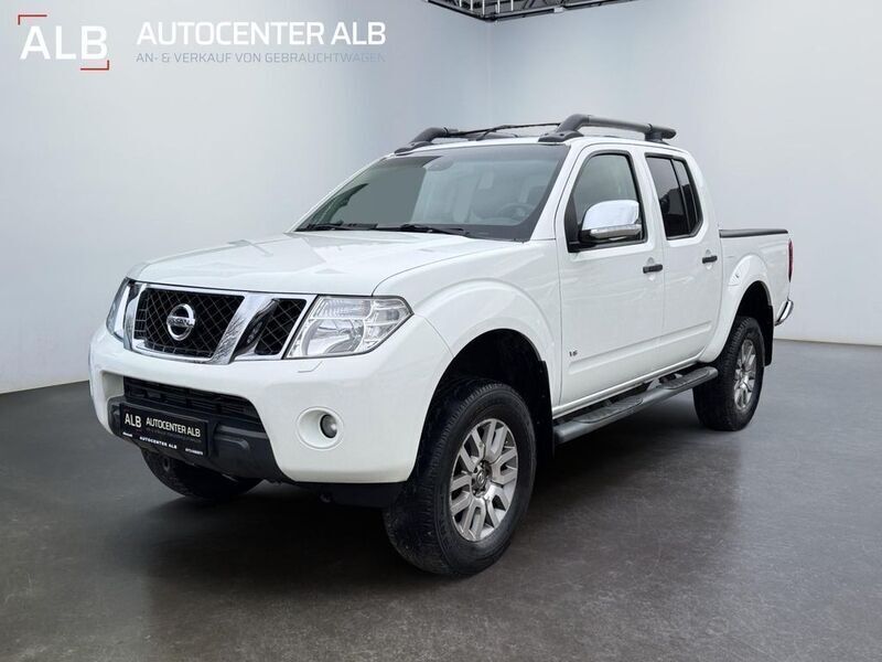 Weiß Gebraucht 2012 Nissan Navara Abholung | 17.990 € (Teuer) - Bild 1/4