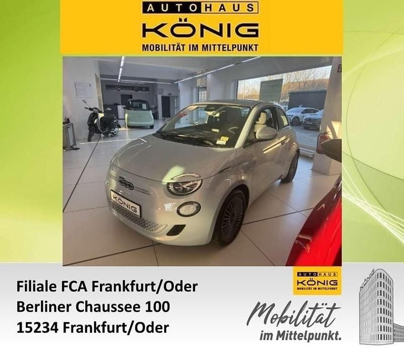 Gebraucht Fiat 500e Icon 86 kW (117 PS) 2022 Himmel blau (5ch) Kleinwagen