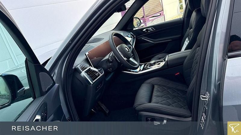 Neu BMW X5 Performance 298 PS (219 kW) 2026 Skyscraper grau metallic SUV